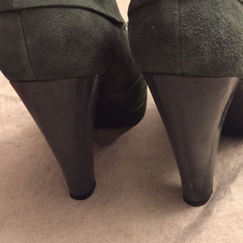 Clogs - Picture 6 of 7